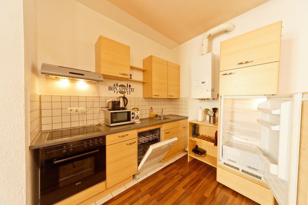 Apartments In Vienna Near Schonbrunn & Westbahnhof - Keyless Check-In Exterior photo