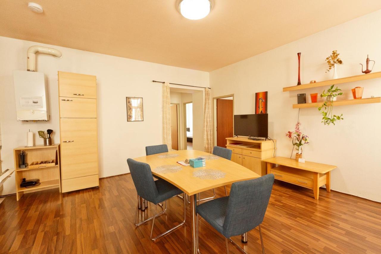 Apartments In Vienna Near Schonbrunn & Westbahnhof - Keyless Check-In Exterior photo