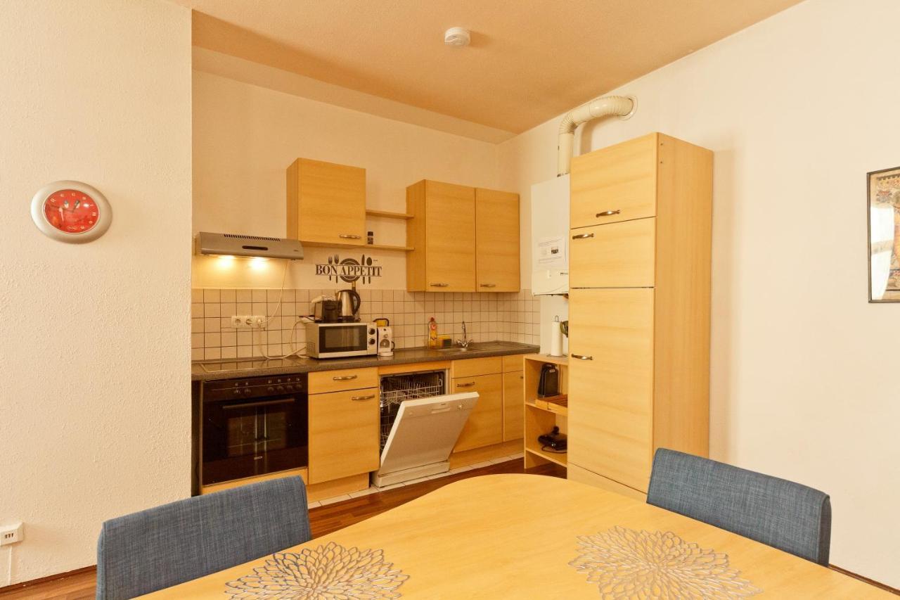 Apartments In Vienna Near Schonbrunn & Westbahnhof - Keyless Check-In Exterior photo