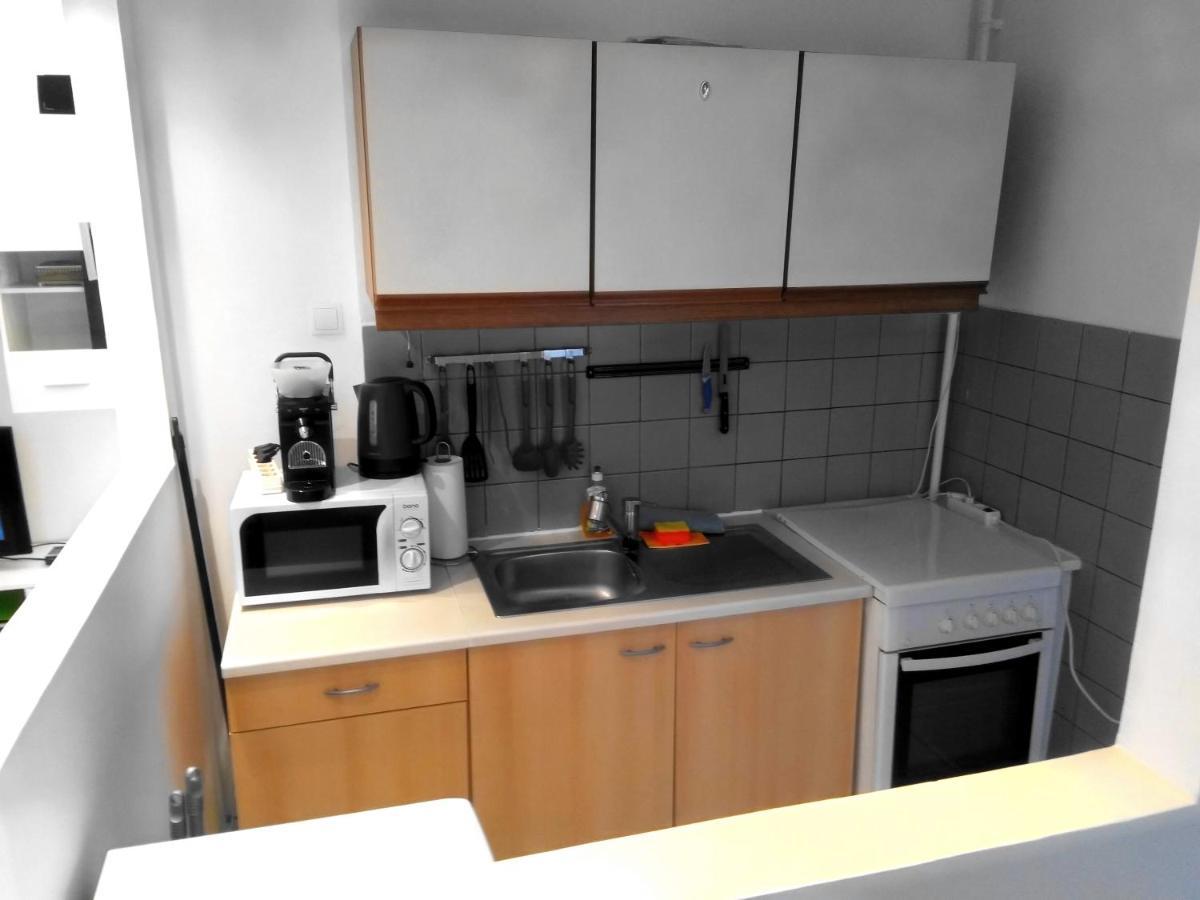 Apartments In Vienna Near Schonbrunn & Westbahnhof - Keyless Check-In Exterior photo